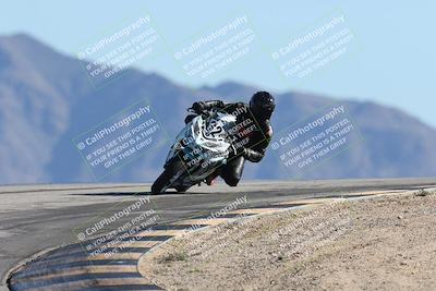 media/Dec-07-2025-CVMA (Sun) [[3e7d2de5dc]]/Race 5-Formula UL-CVMA Hooligans-American Thunder/